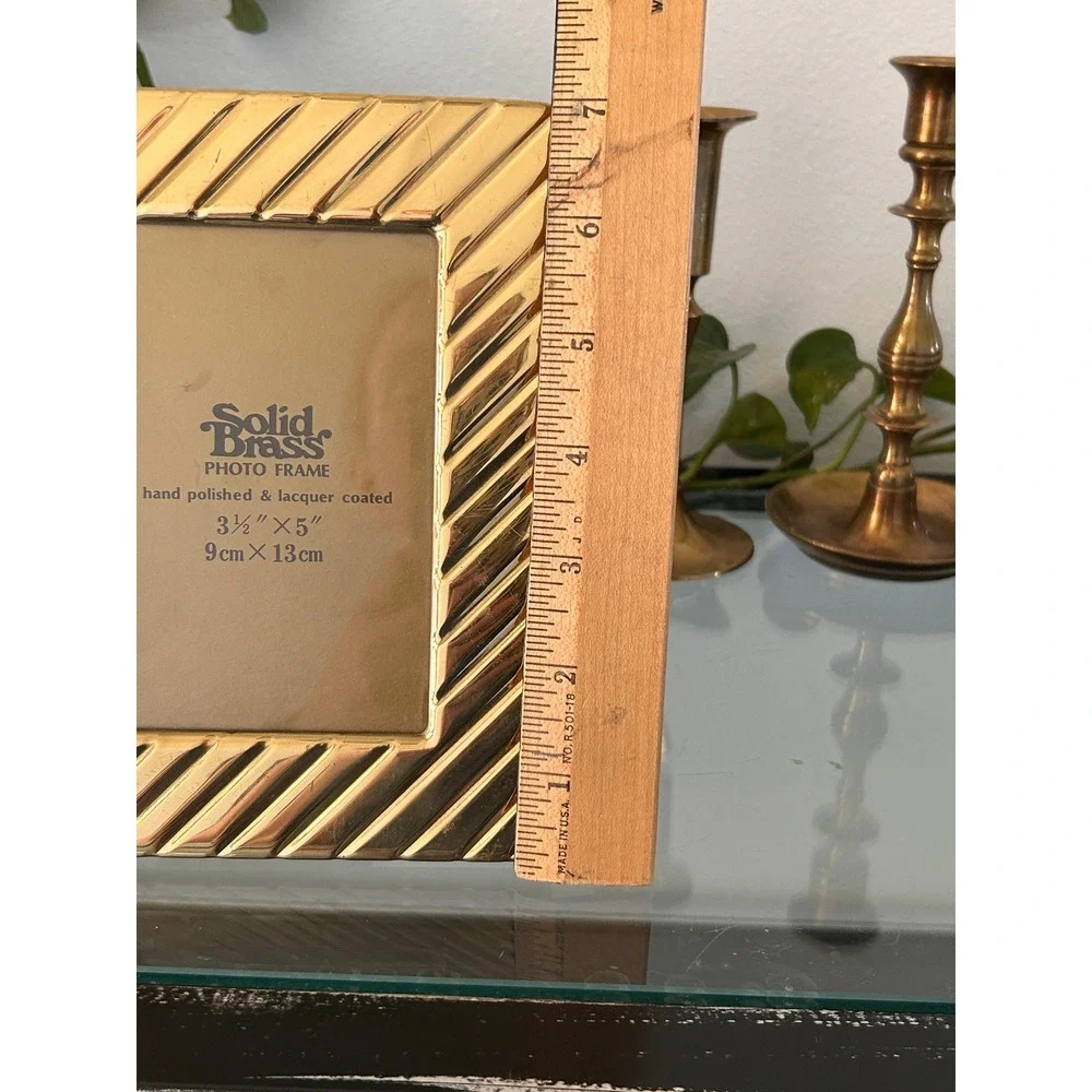 Vintage Solid Brass Photo Frame 3.5x5 Ribbed Fluted Gold Tone Lacquer Coated